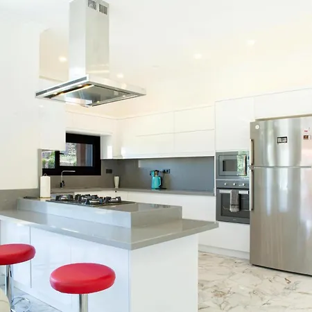 6bedroom With Pool In Yalikavak Bodrumbd4140 *